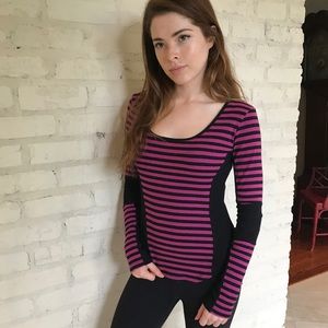 Betsey Johnson Magenta and Black Stripe top 💜🖤